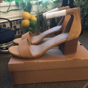 New - Strap Heels - sz 9.5